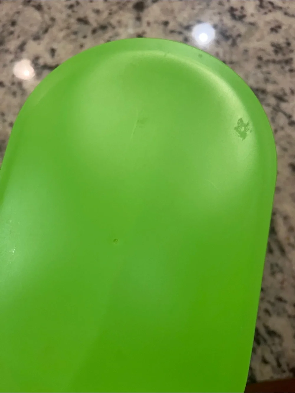 Green Produce Storage Container with Adjustable vent